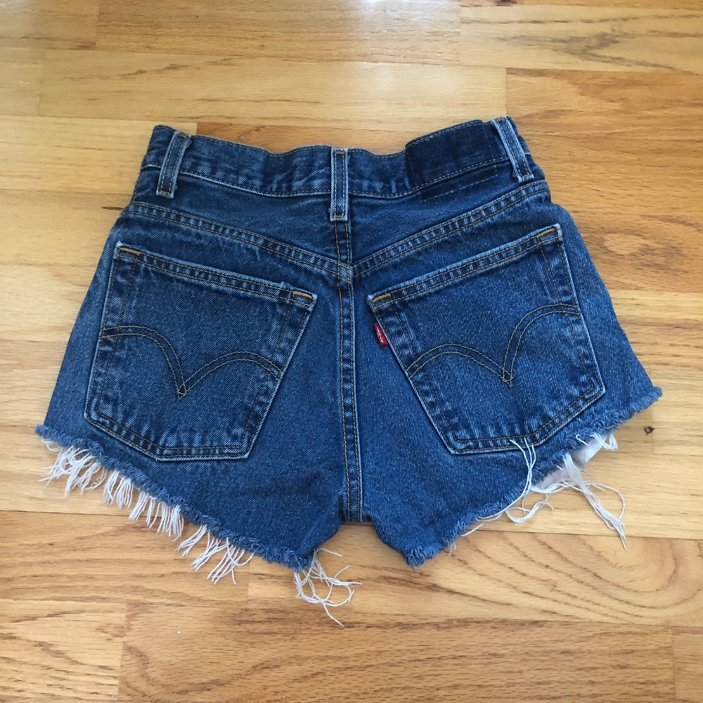 vintage levi’s shorts!